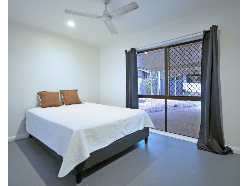 24 Balsa Street, Elanora QLD 4221