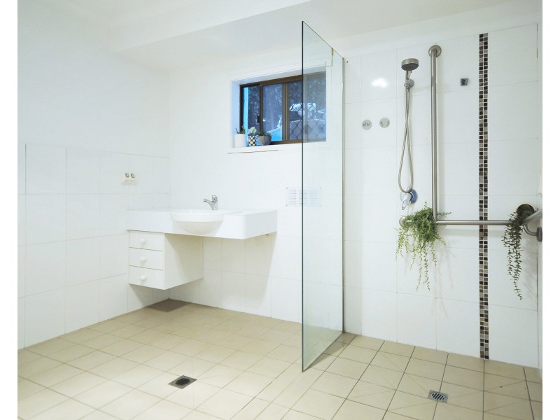 24 Balsa Street, Elanora QLD 4221