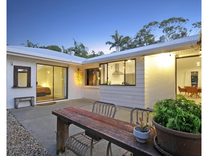 24 Balsa Street, Elanora QLD 4221