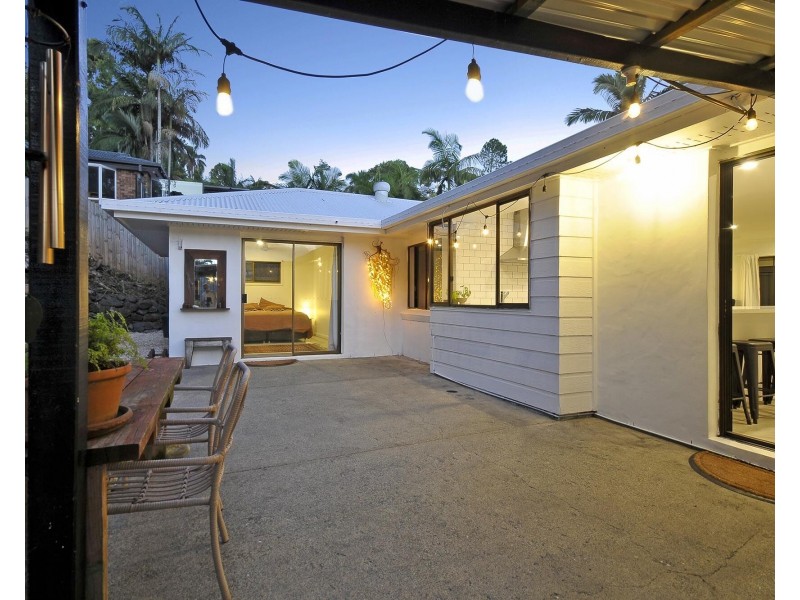 24 Balsa Street, Elanora QLD 4221