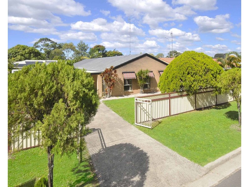 220 Tallebudgera Drive, Palm Beach QLD 4221