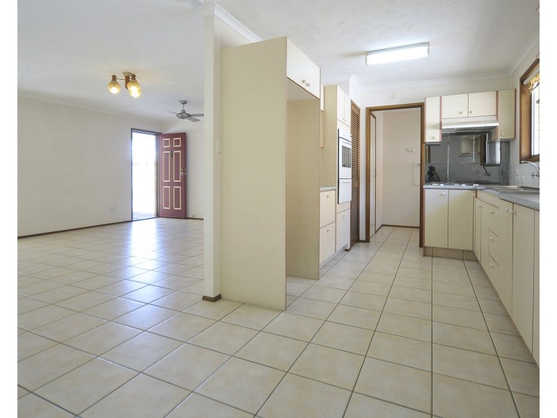 220 Tallebudgera Drive, Palm Beach QLD 4221