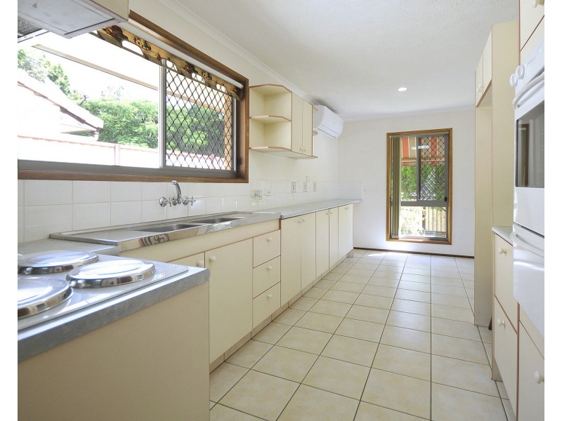 220 Tallebudgera Drive, Palm Beach QLD 4221