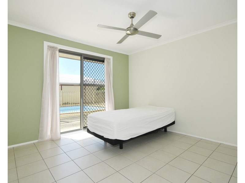 220 Tallebudgera Drive, Palm Beach QLD 4221