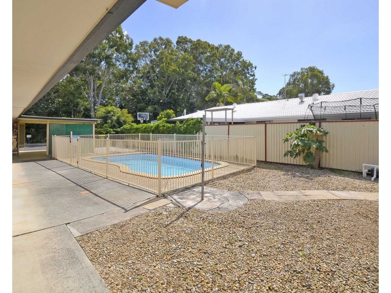 220 Tallebudgera Drive, Palm Beach QLD 4221