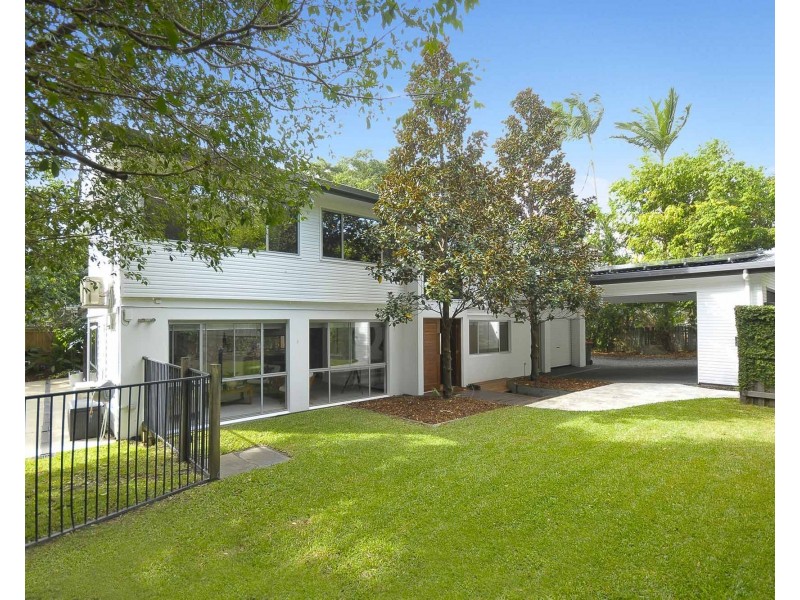 10 Walsh Street, Currumbin QLD 4223