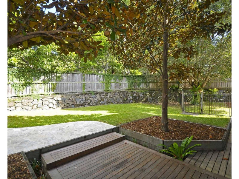 10 Walsh Street, Currumbin QLD 4223