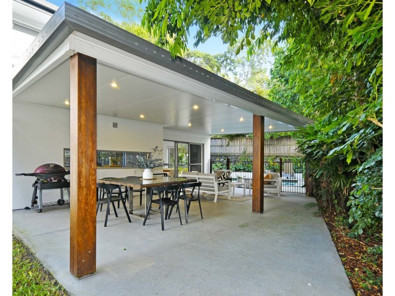 10 Walsh Street, Currumbin QLD 4223