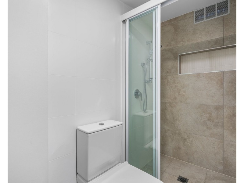 98 Dutton Street, Coolangatta QLD 4225