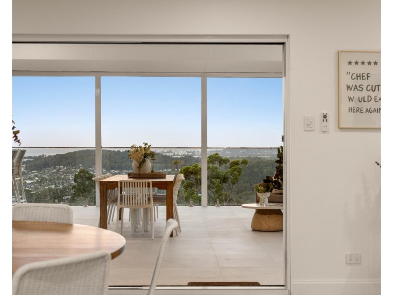 214 Simpsons Road, Currumbin Waters QLD 4223