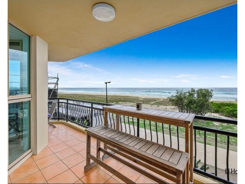 3/305 Golden Four Drive, Bilinga QLD 4225