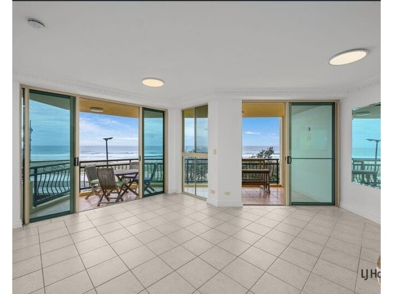 3/305 Golden Four Drive, Bilinga QLD 4225