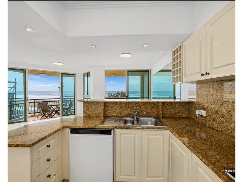 3/305 Golden Four Drive, Bilinga QLD 4225