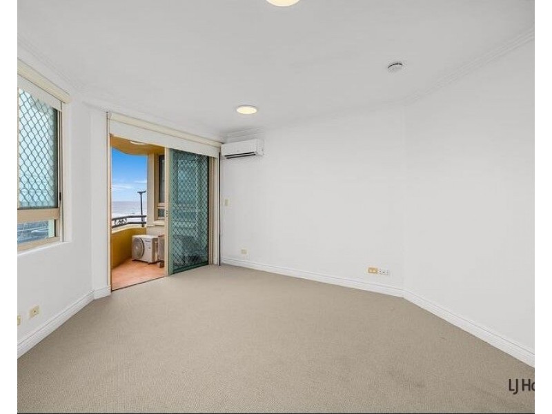 3/305 Golden Four Drive, Bilinga QLD 4225