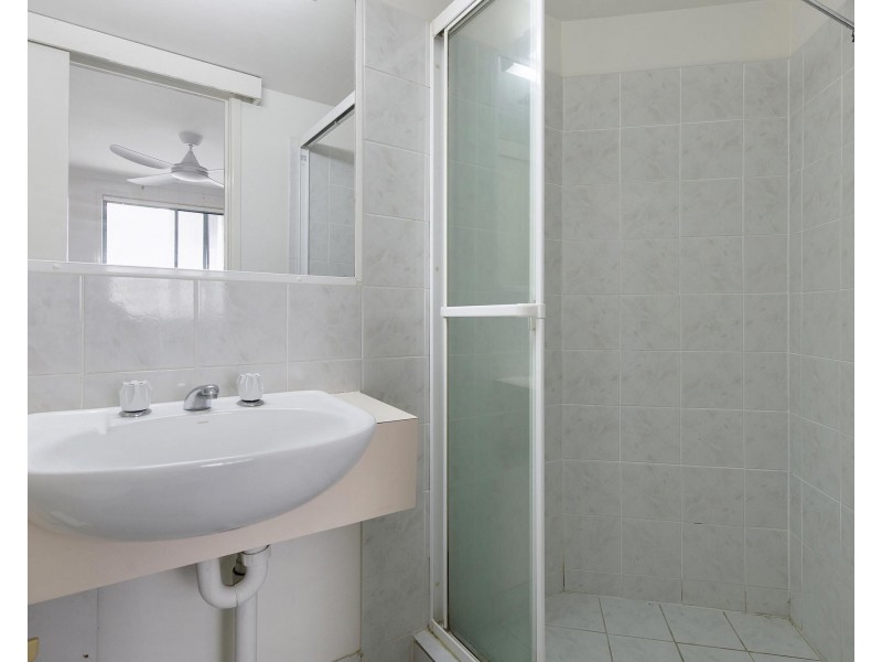 10/124 Queen Street, Southport QLD 4215