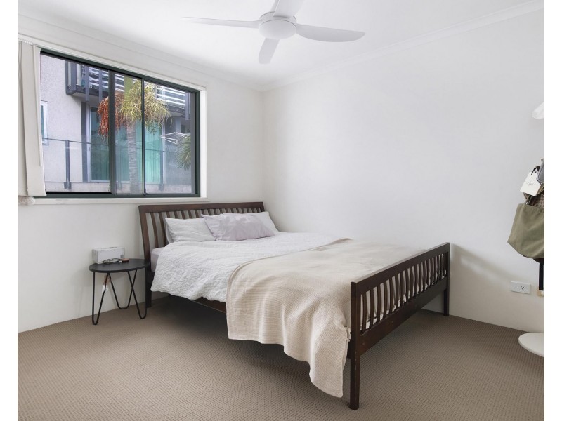 10/124 Queen Street, Southport QLD 4215