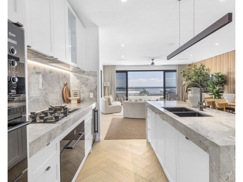 1/22 Wagawn Street, Tugun QLD 4224