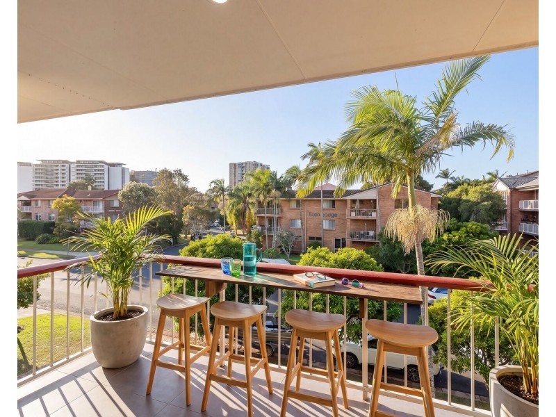 7/4 Allara Avenue, Palm Beach QLD 4221