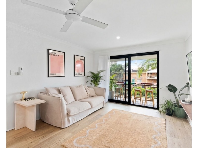 7/4 Allara Avenue, Palm Beach QLD 4221