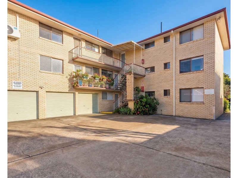 7/4 Allara Avenue, Palm Beach QLD 4221