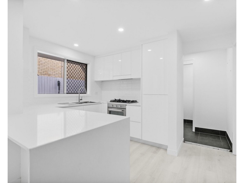 2/17 Molucca Avenue, Palm Beach QLD 4221