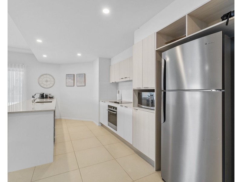 2/1449 Gold Coast Highway, Palm Beach QLD 4221