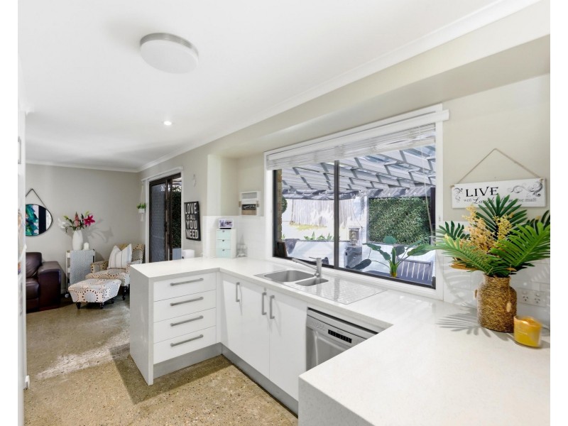 31 Clives Circuit, Currumbin Waters QLD 4223