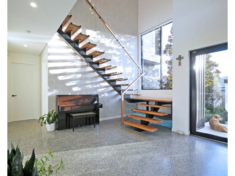 11 Tiller Court, Currumbin Waters QLD 4223