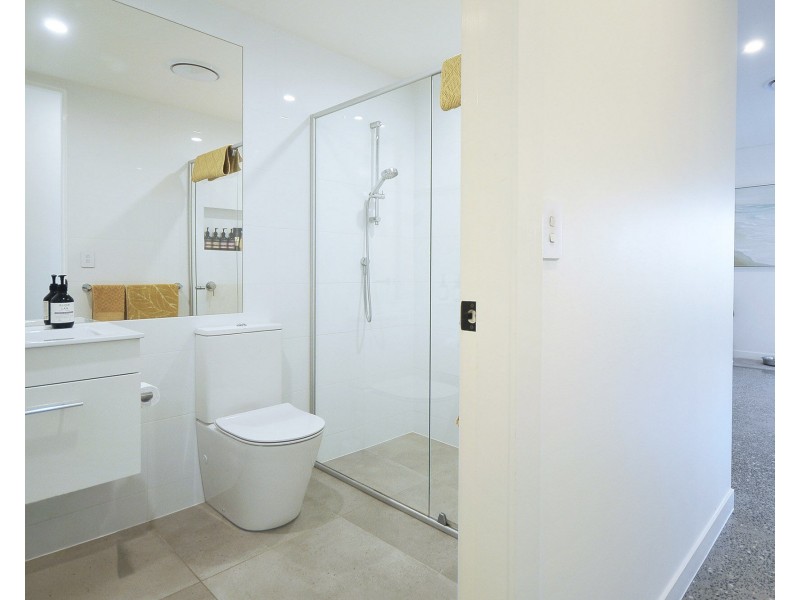 11 Tiller Court, Currumbin Waters QLD 4223
