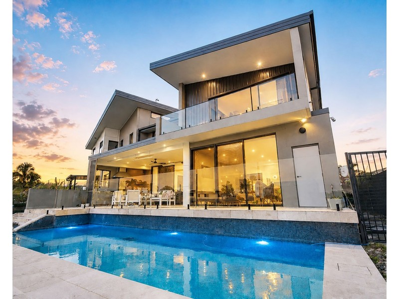 11 Tiller Court, Currumbin Waters QLD 4223