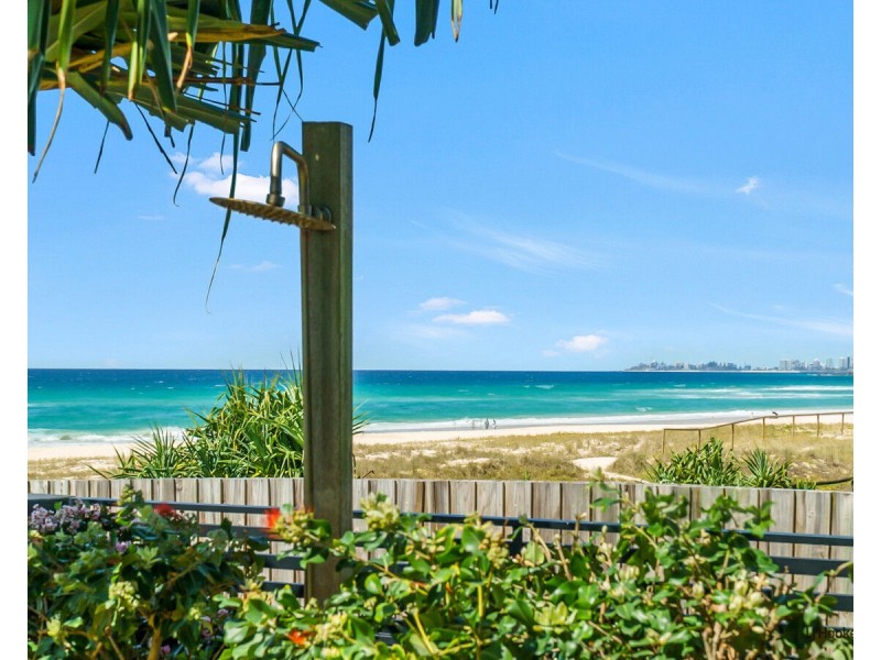 2/1331 Gold Coast Highway, Palm Beach QLD 4221