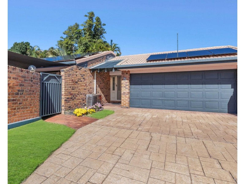 5 Oriole Court, Burleigh Waters QLD 4220
