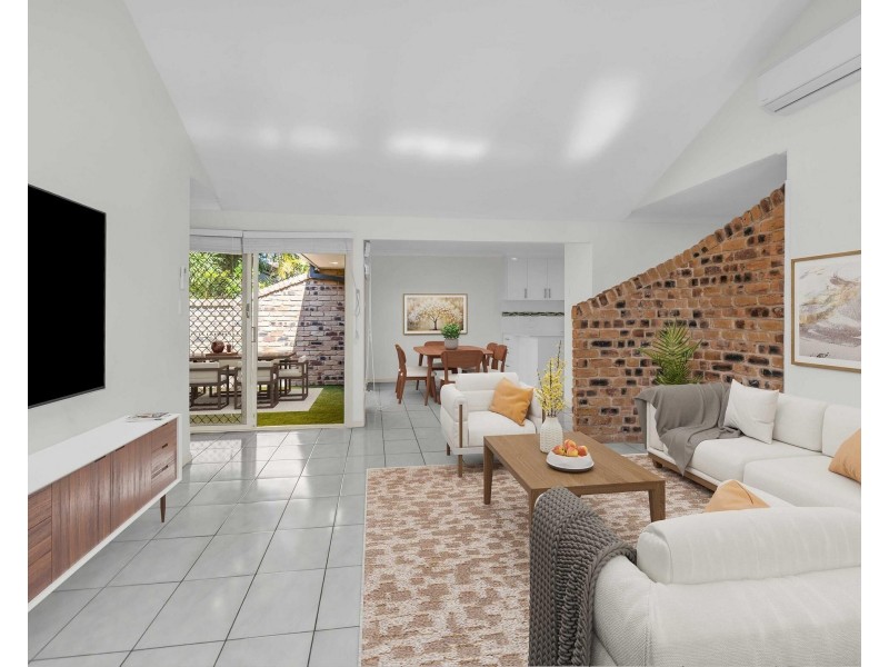 5 Oriole Court, Burleigh Waters QLD 4220