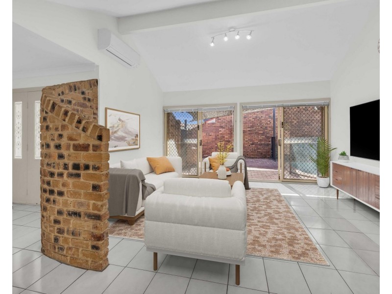 5 Oriole Court, Burleigh Waters QLD 4220