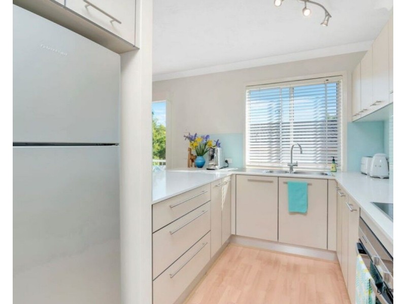 8/23 Fifteenth Avenue, Palm Beach QLD 4221