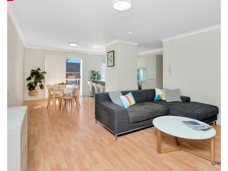8/23 Fifteenth Avenue, Palm Beach QLD 4221