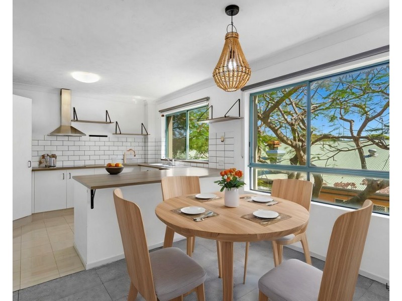 8/17-19 Markeri Street, Mermaid Beach QLD 4218