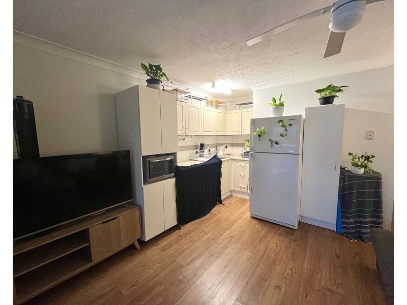 28/12 Coolgardie Street, Elanora QLD 4221