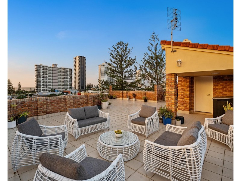 7/45 McLean Street, Coolangatta QLD 4225