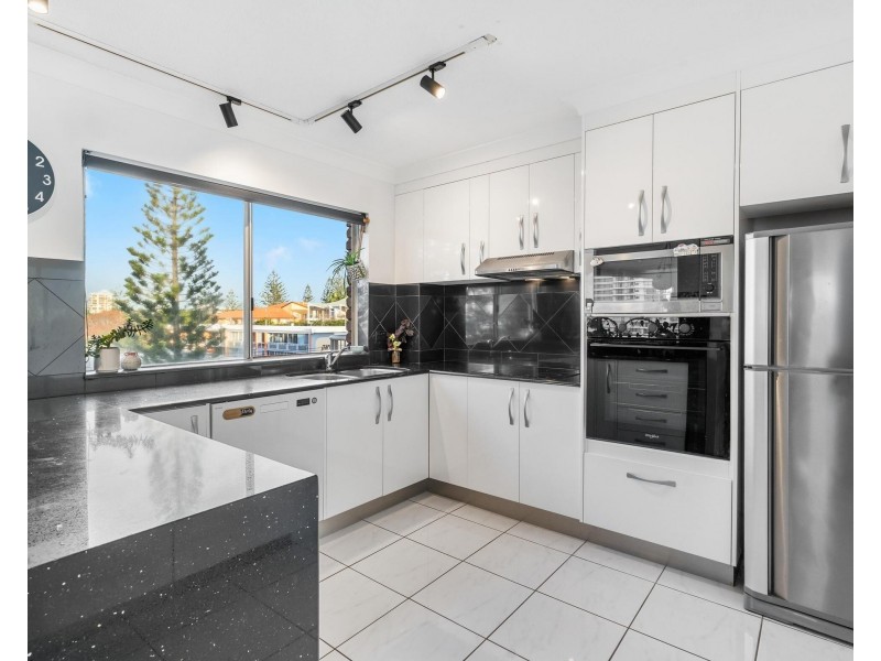 7/45 McLean Street, Coolangatta QLD 4225