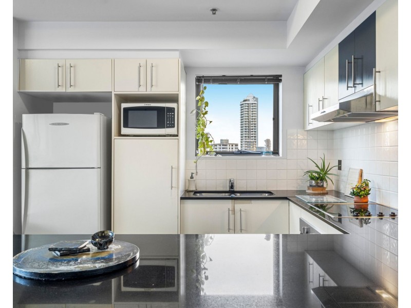 806/2865 Gold Coast Highway, Surfers Paradise QLD 4217