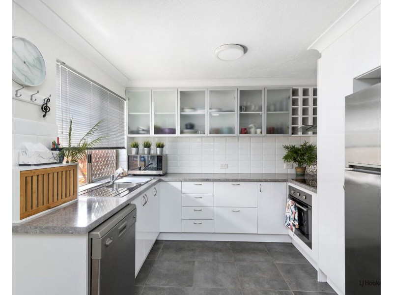 1/10 Twelfth Avenue, Palm Beach QLD 4221