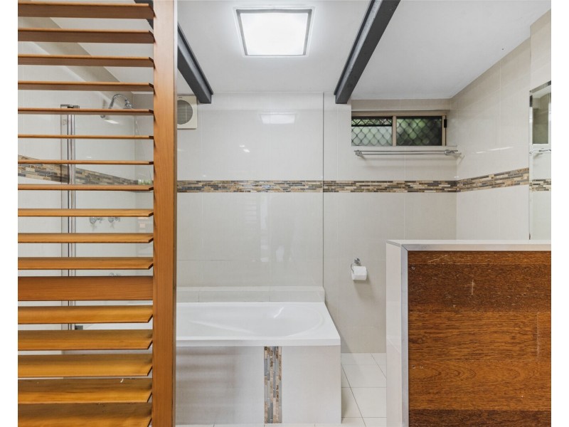20 Carlyle Drive, Currumbin QLD 4223