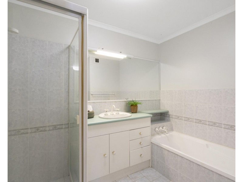 6/54 McLean Street, Coolangatta QLD 4225