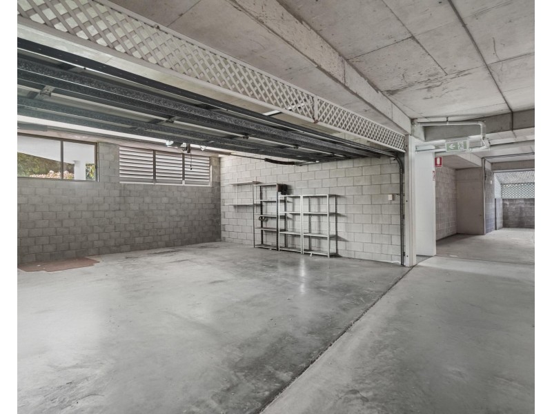 6/54 McLean Street, Coolangatta QLD 4225