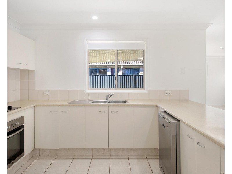 16 Chippendale Crescent, Currumbin Waters QLD 4223