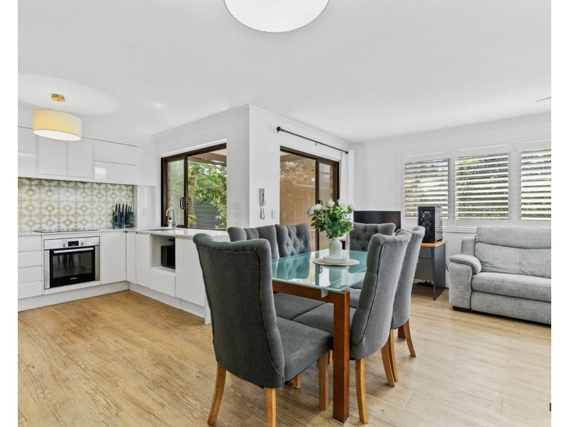 6/12 Fifteenth Avenue, Palm Beach QLD 4221