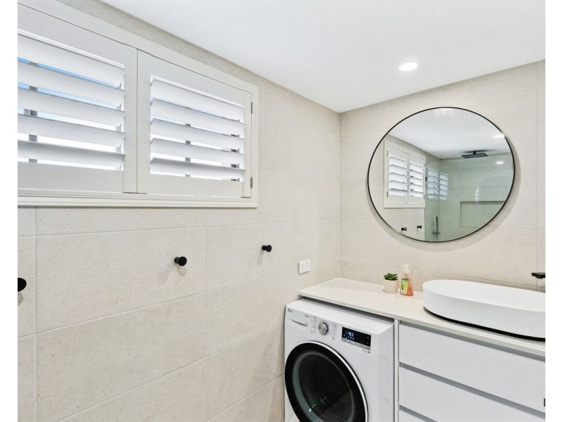 6/12 Fifteenth Avenue, Palm Beach QLD 4221