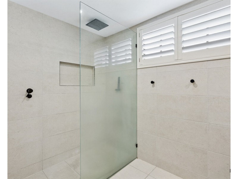 6/12 Fifteenth Avenue, Palm Beach QLD 4221