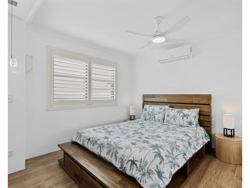 6/12 Fifteenth Avenue, Palm Beach QLD 4221
